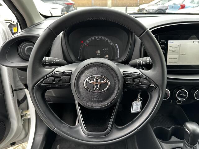 Toyota AYGO X 1.0 VVT-i S-CVT play Automaat, hoge instap, Apple carplay, android auto, Adaptieve cruise control, Airco ETC.