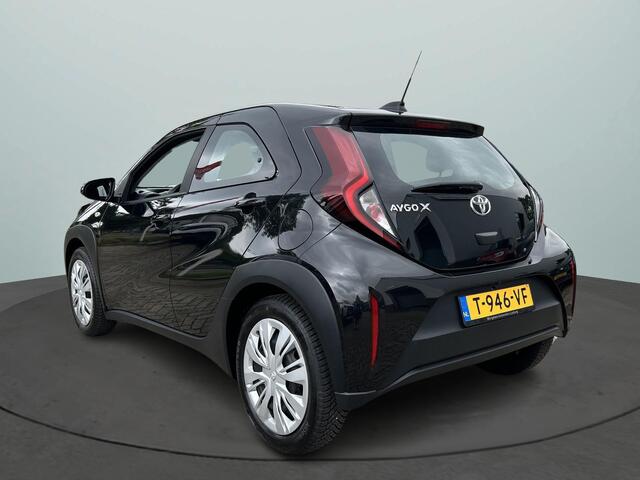 Toyota AYGO X 1.0 VVT-i MT play Airco / Cruise Control Adaptief / Camera Achter / Navi via App