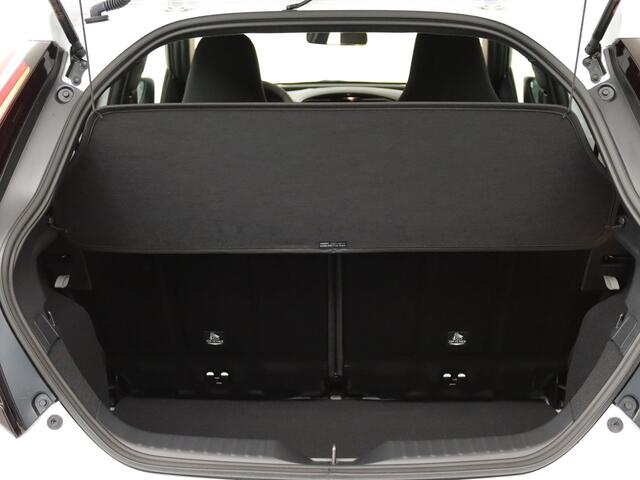 Toyota AYGO X 1.0 VVT-i MT play | All-season banden | Snel rijden |