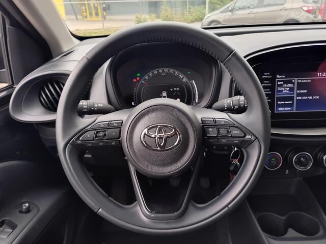 Toyota AYGO X 1.0 VVT-i MT play