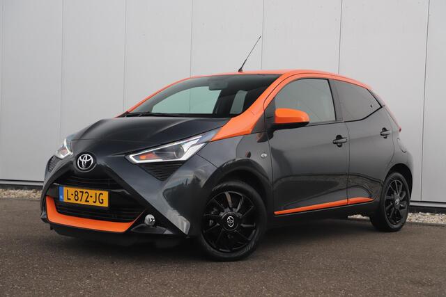 Toyota AYGO 1.0 VVT-i x-JBL Automaat Carplay Android Navigatie Achteruitrijcamera 14 inch LMV Clima Airco LED