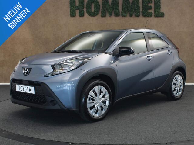 Toyota AYGO X 1.0 VVT-i MT Play - DIRECT UIT VOORRAAD LEVERBAAR - AIRCO - VOORSTOELEN VERWARMD - APPLE CARPLAY/ ANDROID AUTO - ADAPTIEVE CRUISE CONTROL - ACHTERUITRIJCAMERA -DAB RADIO