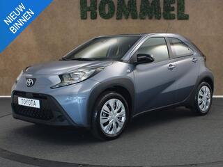 toyota-aygo-x-1.0-vvt-i-mt-play---d