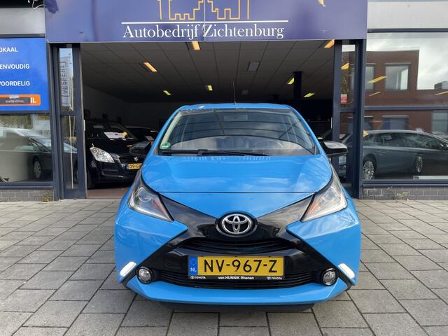 Toyota AYGO 1.0 VVT-i x-cite/ led/ navi/ camera