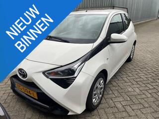 toyota-aygo-1.0-vvt-i-x-play-limite