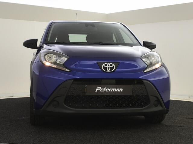 Toyota AYGO 1.0 VVT-i MT play | Apple & Android Carplay | Camera