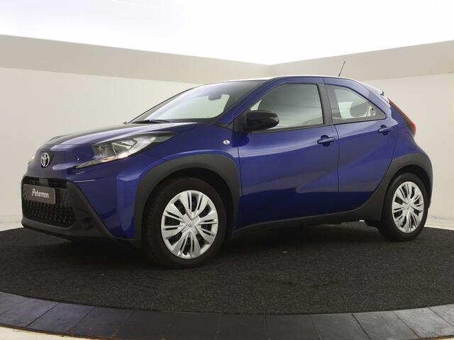 Toyota AYGO 1.0 VVT-i MT play | Apple & Android Carplay | Camera