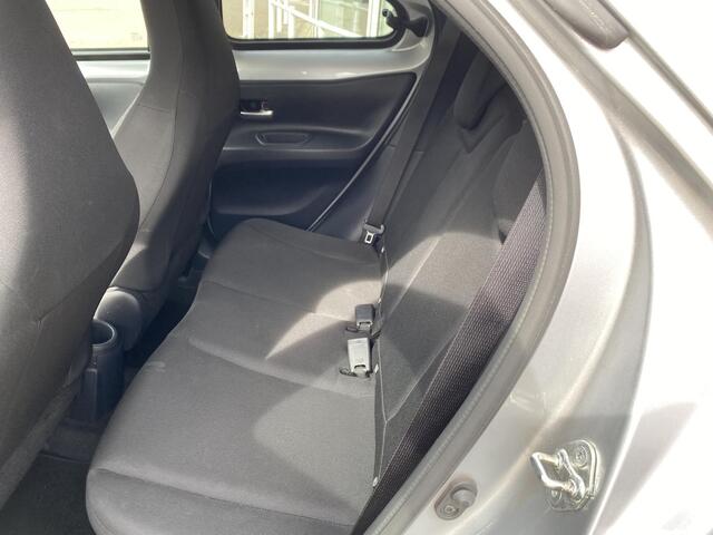 Toyota AYGO X 1.0 VVT-i MT first