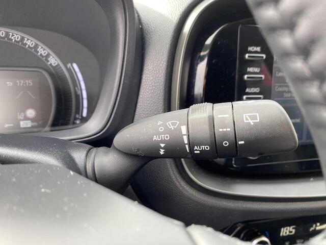Toyota AYGO X 1.0 VVT-i MT first
