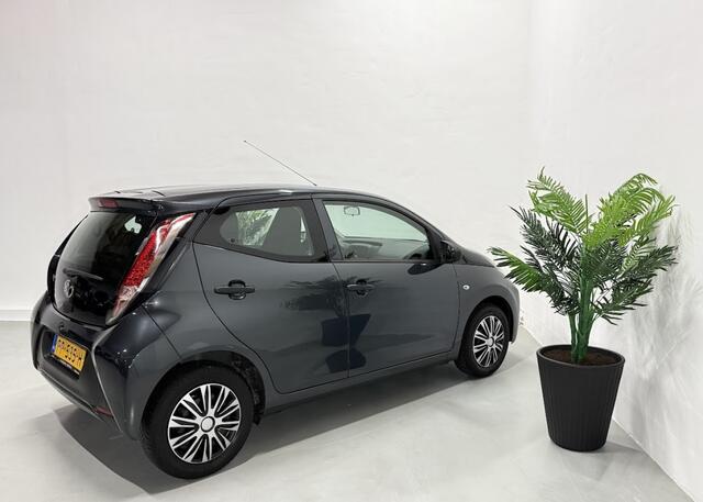 Toyota AYGO 1.0 VVT-i x-fun | AIRCO | 5D | BLUETOOTH
