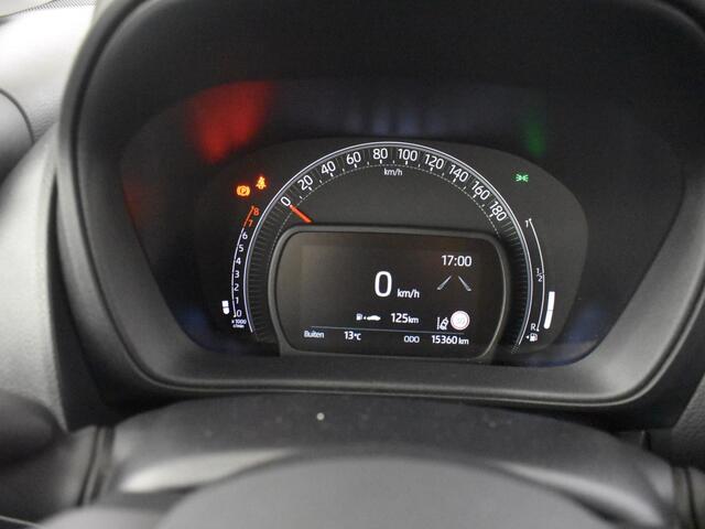 Toyota AYGO 1.0 VVT-i MT play | Apple & Android Carplay | Camera