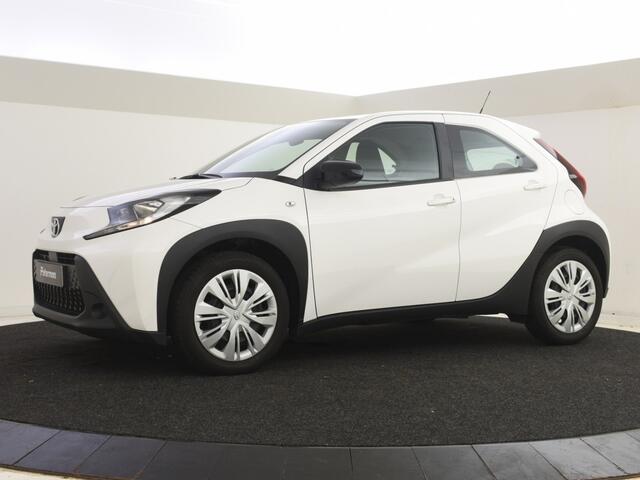 Toyota AYGO 1.0 VVT-i MT play | Apple & Android Carplay | Camera