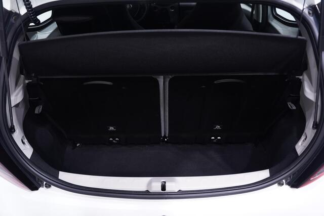 Toyota AYGO 1.0 VVT-i x-play Achteruitrijcamera Apple Carplay 1e Eigenaar NAP