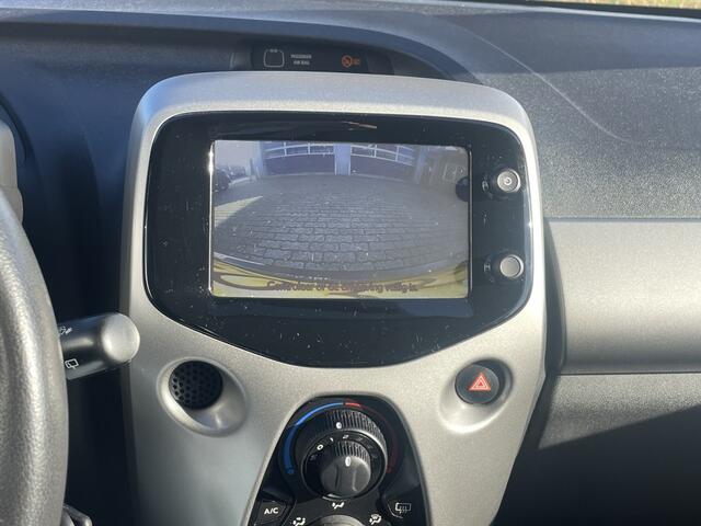 Toyota AYGO 1.0 VVT-i x-play | achteruirijcamera | RIJKLAARPRIJS