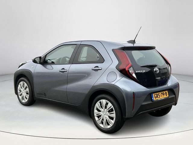 Toyota AYGO X 1.0 VVT-i MT Play **APPLE CARPLAY/ PARKEERCAMERA/ GARANTIE**