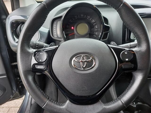 Toyota AYGO 1.0 VVT-i x-joy Automaat