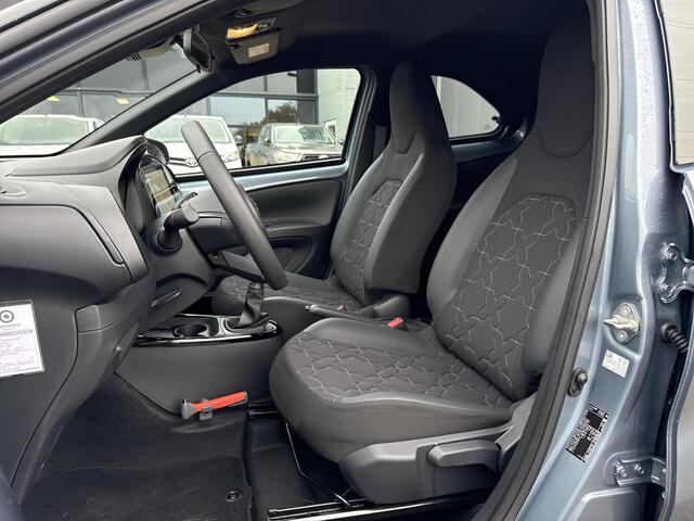 Toyota AYGO X 1.0 VVT-i MT Envy **TREKHAAK/ NAVIGATIE/ PARKEERSENSOREN/ ADAPTIVE CRUISE CONTROL**