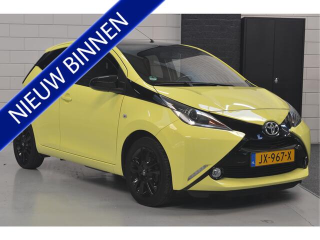 Toyota AYGO 1.0 VVT-i x-cite // 122.000 km // AIRCO // CAMERA // CRUISE CONTROLE //