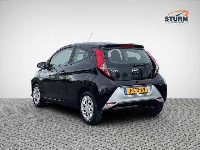 Toyota AYGO 1.0 VVT-i x-play | Airco | Apple Carplay & Android | Achteruitrijcamera | Bluetooth | Rijklaarprijs!