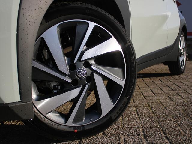 Toyota AYGO X 1.0 VVT-i MT Envy Achteruitrijcamera, Navigatie, Parkeersensoren Voor en Achter, Cruise Control Adaptief
