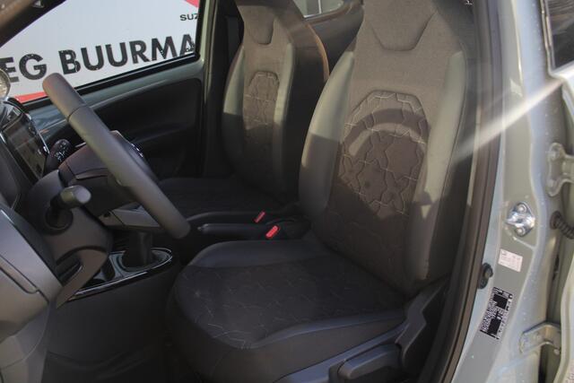 Toyota AYGO X 1.0 VVT-i MT Envy Achteruitrijcamera, Navigatie, Parkeersensoren Voor en Achter, Cruise Control Adaptief
