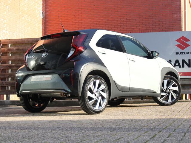 Toyota AYGO X 1.0 VVT-i MT Envy Achteruitrijcamera, Navigatie, Parkeersensoren Voor en Achter, Cruise Control Adaptief