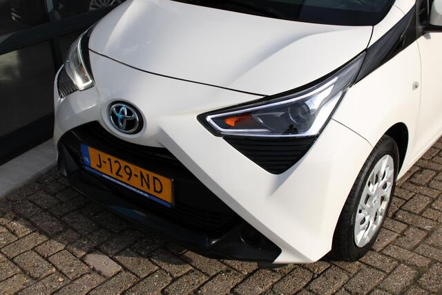 Toyota AYGO 1.0 VVT-i x-play | NAVIGATIE | AIRCO | CARPLAY | CAMERA | CPV | ELEK-RAAM | APK: 09-2026 |