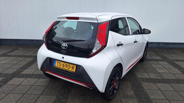 Toyota AYGO 1.0 VVT-i x-fun rijklaar prijs