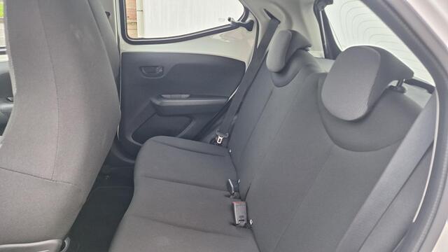 Toyota AYGO 1.0 VVT-i x-fun rijklaar prijs