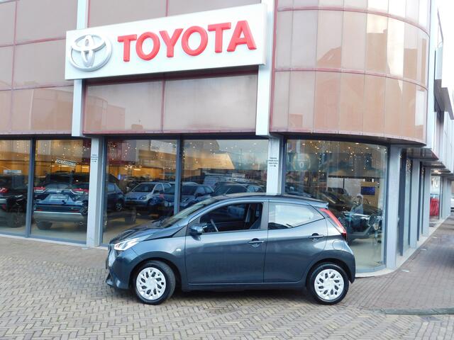 Toyota AYGO 1.0 VVT-i x-play