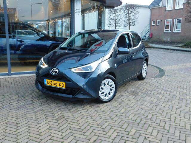 Toyota AYGO 1.0 VVT-i x-play