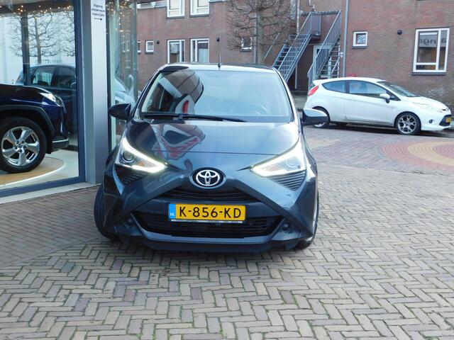 Toyota AYGO 1.0 VVT-i x-play