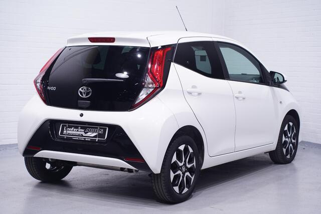 Toyota AYGO 1.0 VVT-i x-joy Climate control Camera Apple Carplay Cruisecontrol 1e Eigenaar NAP