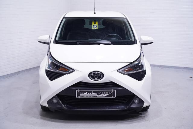 Toyota AYGO 1.0 VVT-i x-joy Climate control Camera Apple Carplay Cruisecontrol 1e Eigenaar NAP