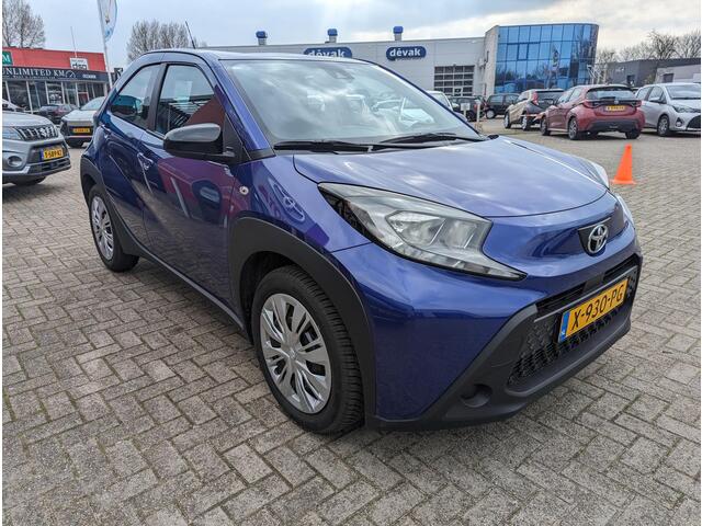 Toyota AYGO X 1.0 VVT-i MT Play Airco / Cruise Control Adaptief / Camera / All-Seasonbanden