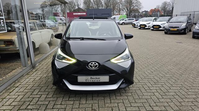 Toyota AYGO 1.0 x-play NLauto | 1e eigenaar | dealeronderhouden