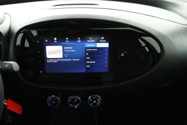 Toyota AYGO X 1.0 VVT-i MT Play | Applecarplay/Android Auto | Parkeercamera | Airco |