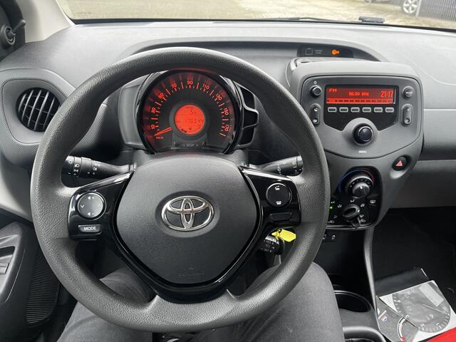 Toyota AYGO 1.0 VVT-i x-fun AIRCO