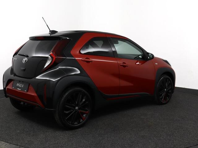 Toyota AYGO X 1.0 VVT-i S-CVT Premium | Design Pack | Open dak | Adaptive Cruise Control | Navigatie | Apple Carplay | Android Auto |