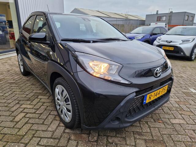 Toyota AYGO X 1.0 VVT-i MT Play