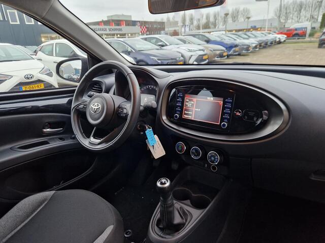 Toyota AYGO X 1.0 VVT-i MT Play