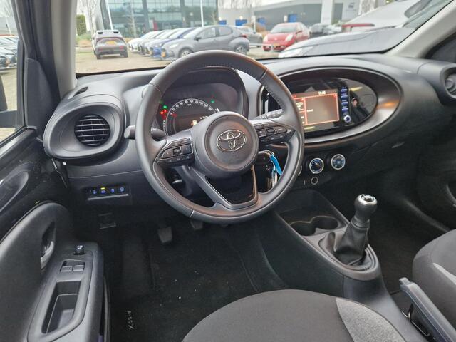 Toyota AYGO X 1.0 VVT-i MT Play
