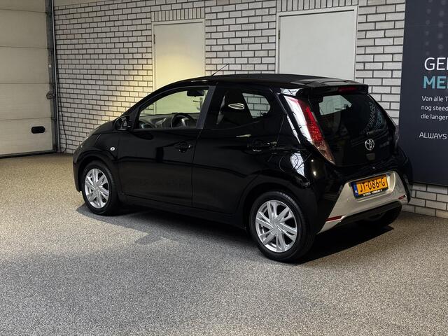 Toyota AYGO 1.0 VVT-i x-wave automaat