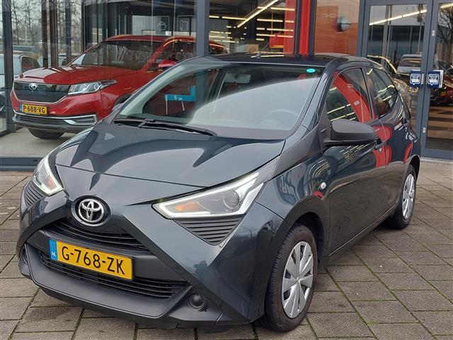Toyota AYGO 1.0 VVT-i x-fun