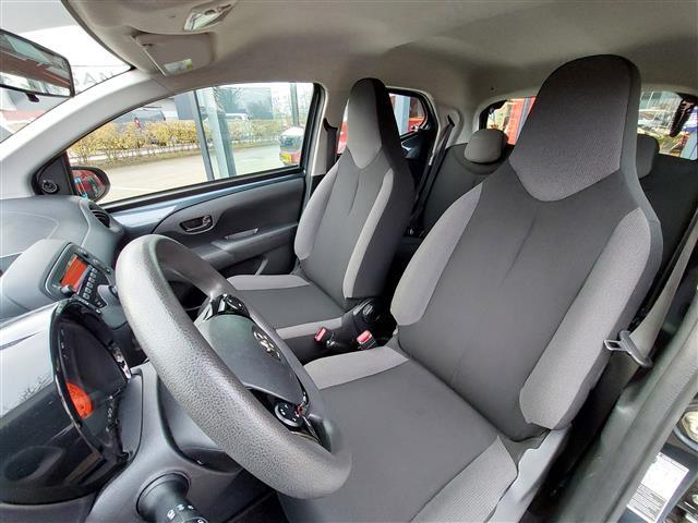 Toyota AYGO 1.0 VVT-i x-fun