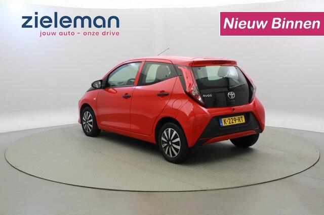 Toyota AYGO 1.0 VVT-i x-fun 5 Deurs - Airco