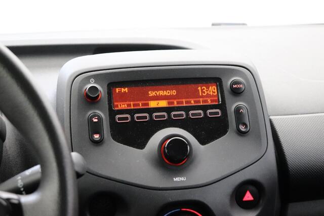 Toyota AYGO 1.0 VVT-i x-fun 5 Deurs - Airco