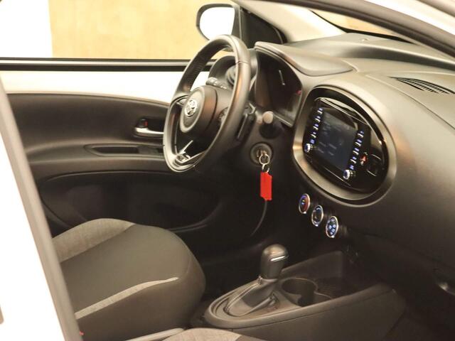 Toyota AYGO X 1.0 VVT-i S-CVT Play - AIRCO - APPLE CARPLAY/ ANDROID AUTO - DAB RADIO - ADAPTIEVE CRUISE CONTROL - 17 INCH WIELEN - ACHTERUITRIJCAMERA -