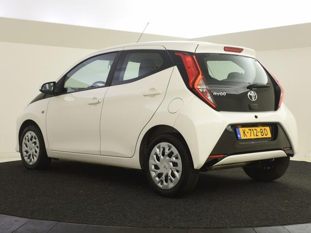 Toyota AYGO 1.0 VVT-i x-play Automaat | Camera