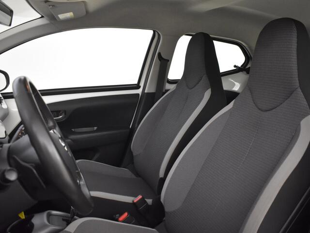 Toyota AYGO 1.0 VVT-i x-play Automaat | Camera